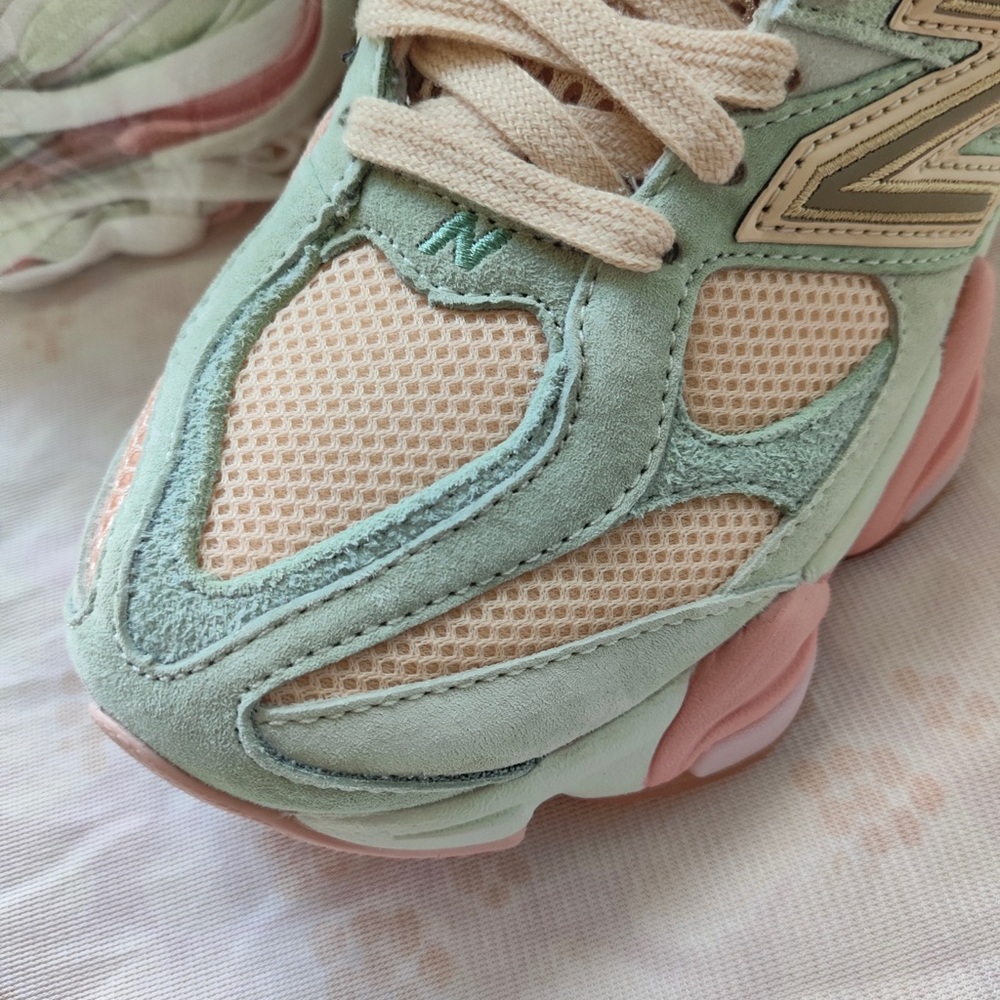 New Balance Pastel Mint & Pink Chunky Sneakers - Picture 2 of 7
